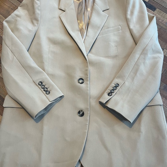 ZARA STRAIGHT CUT CAMEL BLAZER - Picture 3 of 5